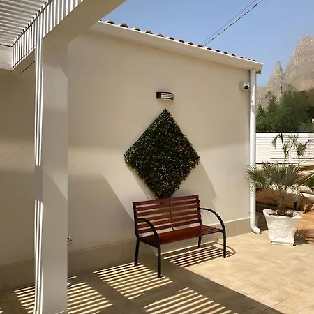 Sicilia In Versi Bed & Breakfast 3*